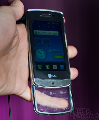 Vertical LG GD900